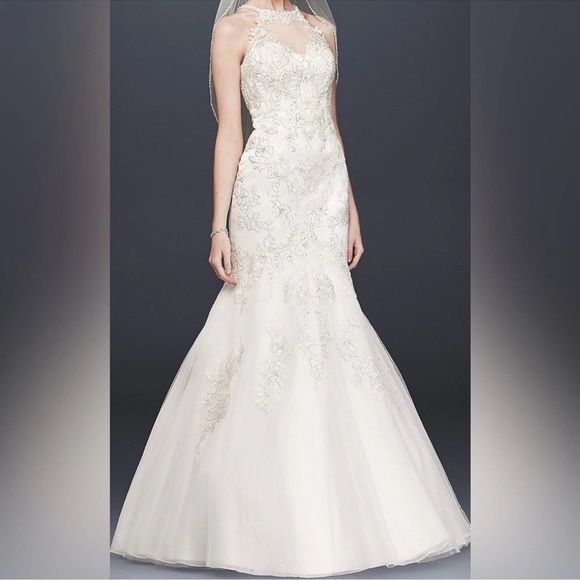 NWT David's Bridal JEWEL Illusion Halter Lace Wedding Dress in Soft White Sz. 10 - Picture 5 of 15